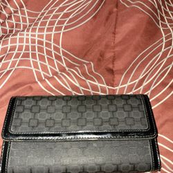 Coach Poppy Black Wallet for Sale in Saint Charles MO OfferUp