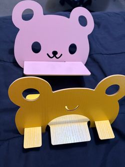 Set of 2 Animal Themed Wooden Bookends