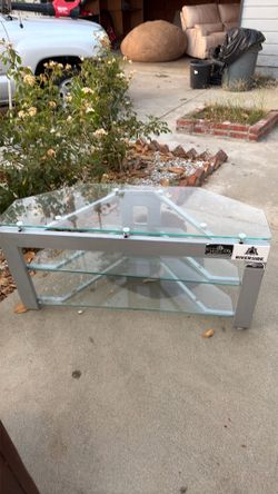 Entertainment center