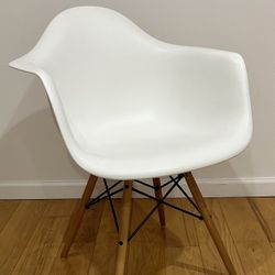 Modern Desk Chair
