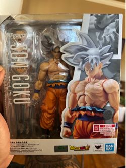 Ultra Instinct Goku SHF