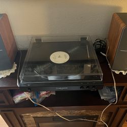 Audio-technica Record Player & Edifier Speakers