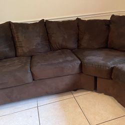 Sectional Sofa $300.00 (unfirm Price)