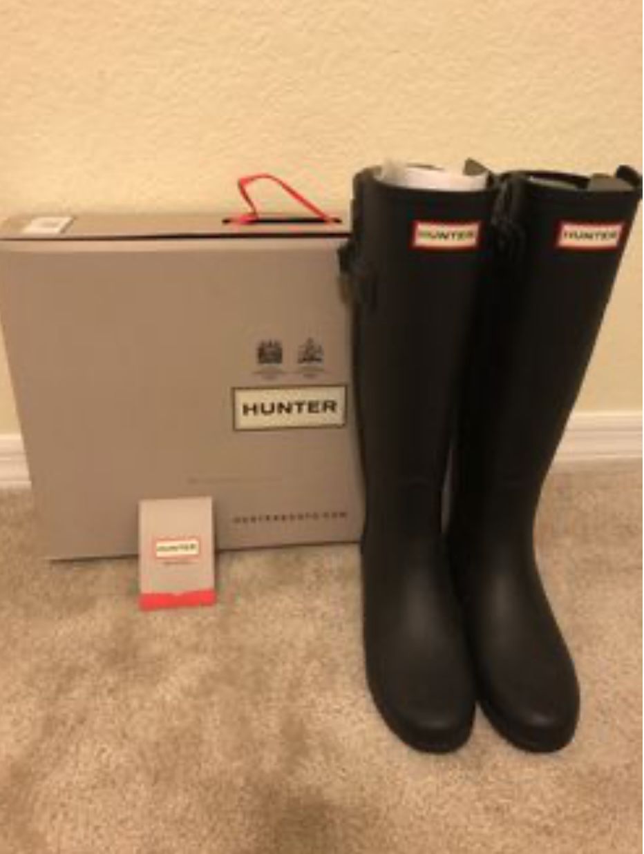 Hunter Boots Black Size 6 Used