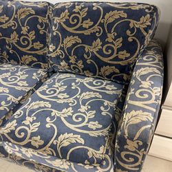 High End Sofa - Excellent Condition 