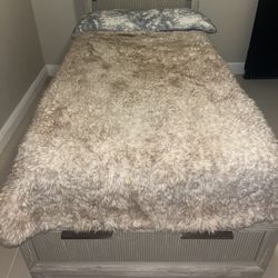  Twin bed