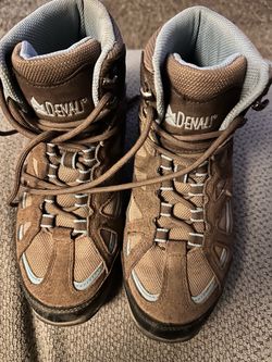 Denali Hiking Boots Brown Lace-Up