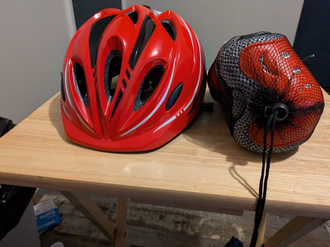 Brand New Youth Helmet And Pads