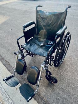 Heavy Duty Wheelchair