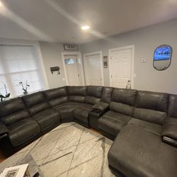 Large Sectional Great Condition