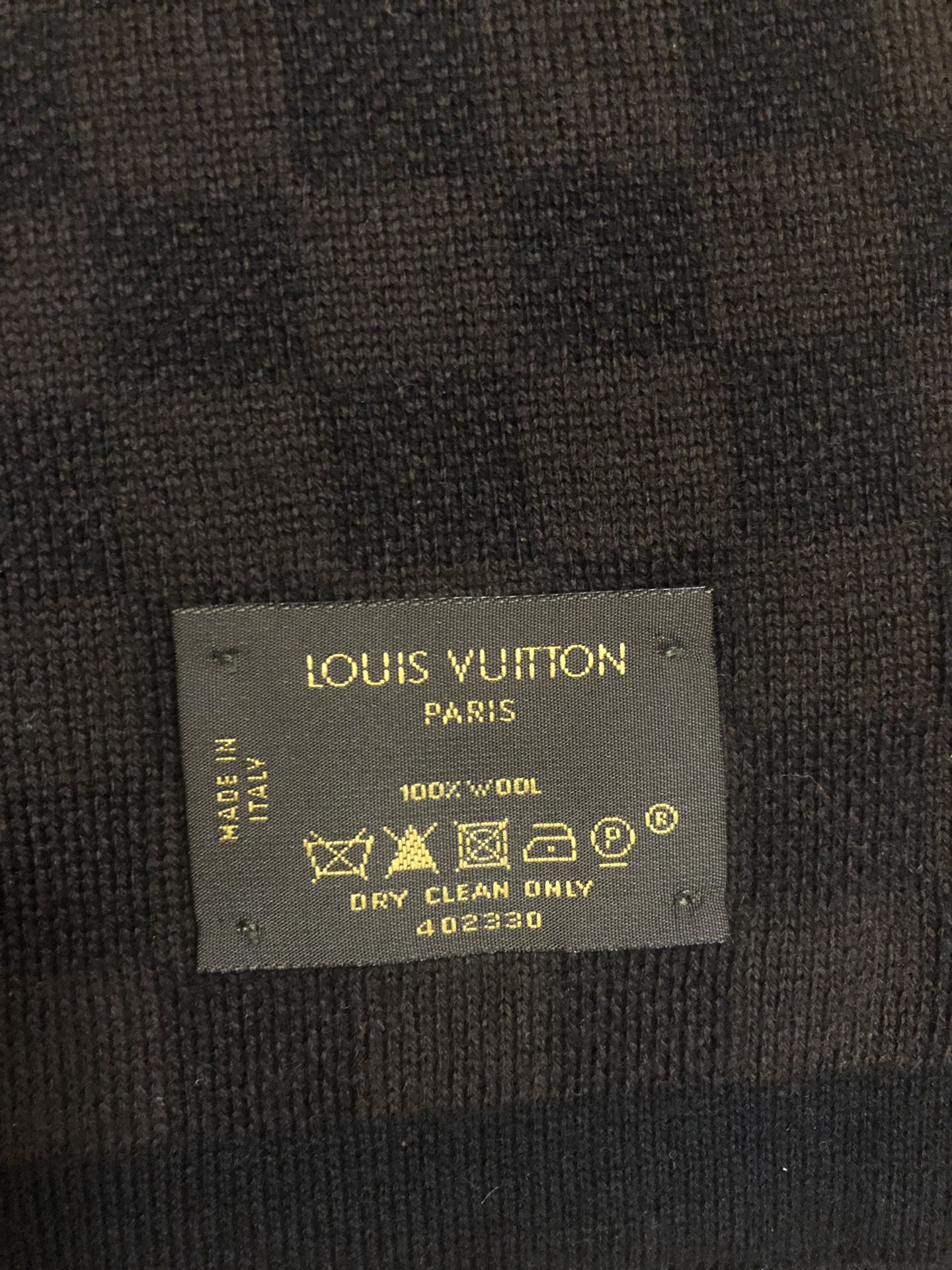 LOUIS VUITTON PETIT DAMIER SCARF – Caroline's Fashion Luxuries