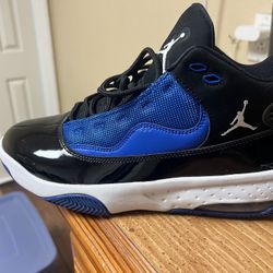 Air Jordan Max Aura 2 'Black Game Royal' ( Size 8 Men)