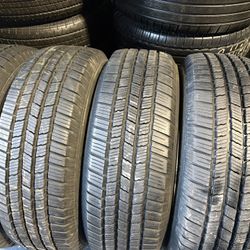 235-65-18 Michelin 