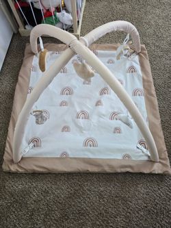 Baby gym mat