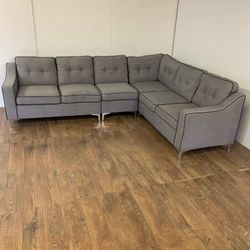 Gray Sectional Couch Sofa *Free Delivery*