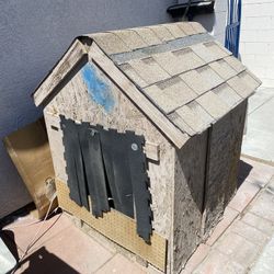 Dog Houses 