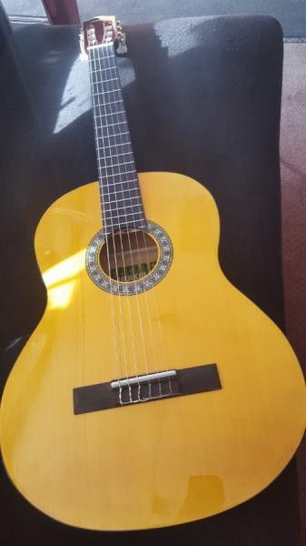 Acoustic Classical Guitar w/ 5 Bands Equalizer PreAMP Piezo