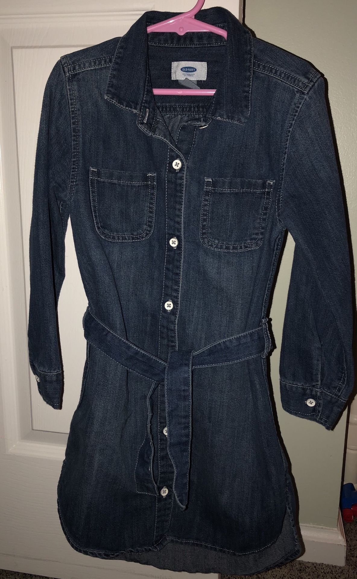 Girls size 6-7 dress