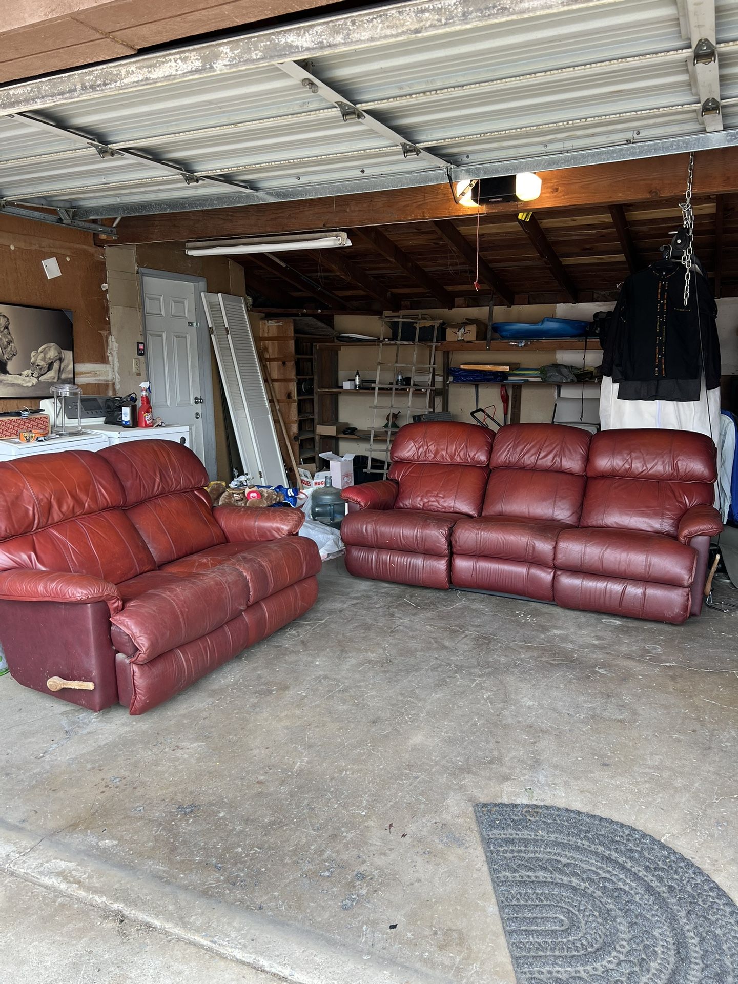 Recliner Leather Sofas
