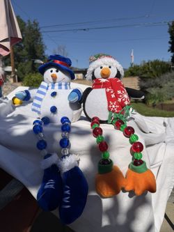 Christmas Shelf Sitter Decor – Snowman & Penguin – OBO