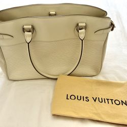 Louis Vuitton Tote
