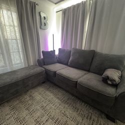 Sofa for sale 175$ obo