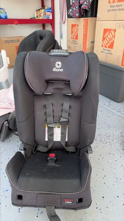 FREE FREE FREE Diono car seat