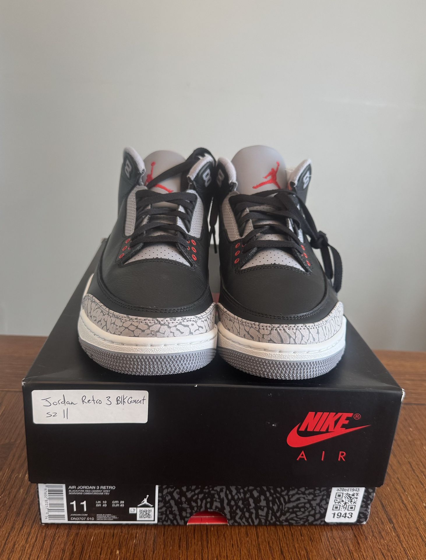 Deadstock Jordan Retro 3 Blk Cement Size 10.5 2024 Release