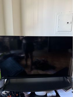 50” VIZIO Smart TV – Good Condition