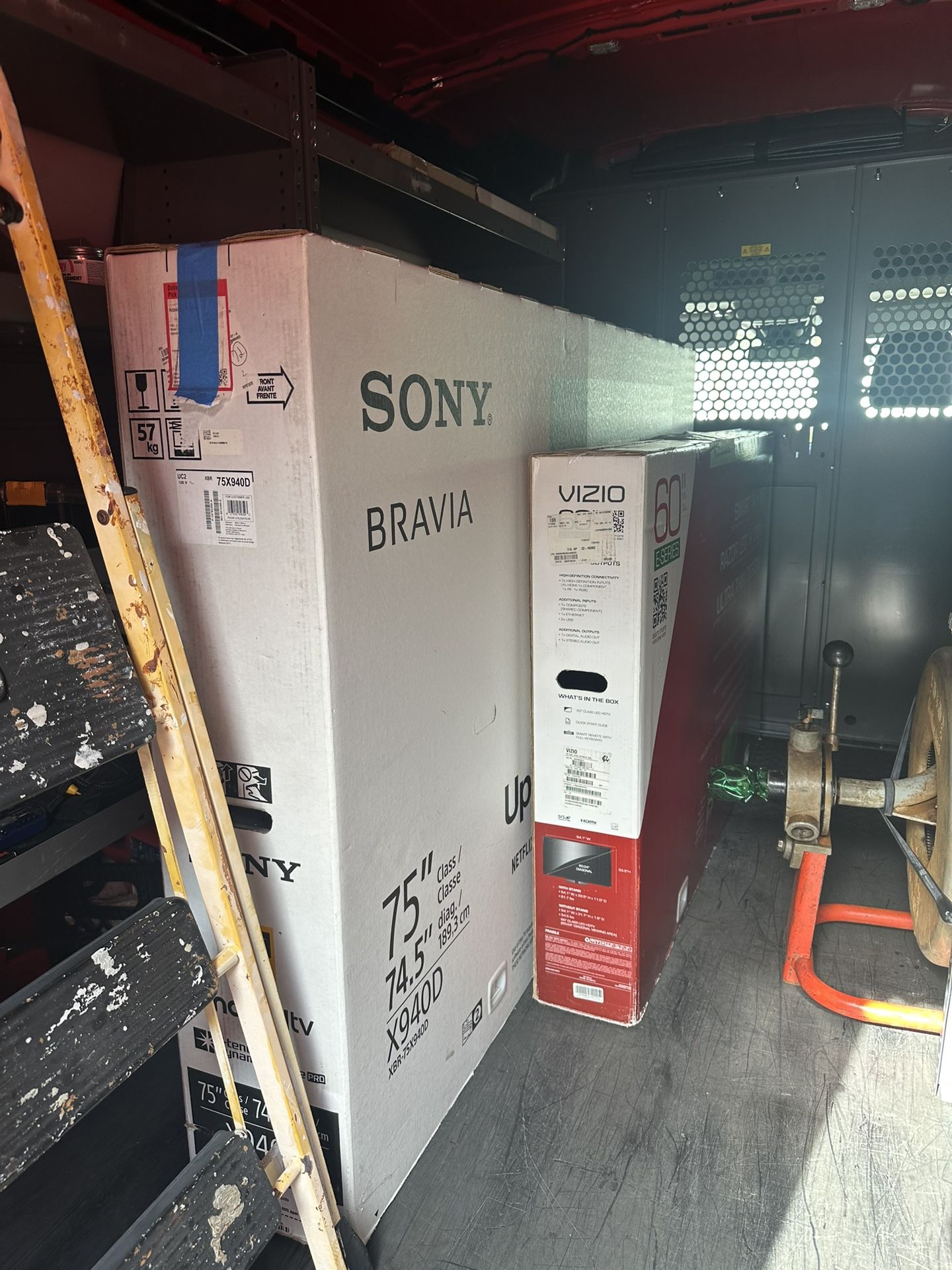 Tv Boxes 75 Inches And 60 Inches $45