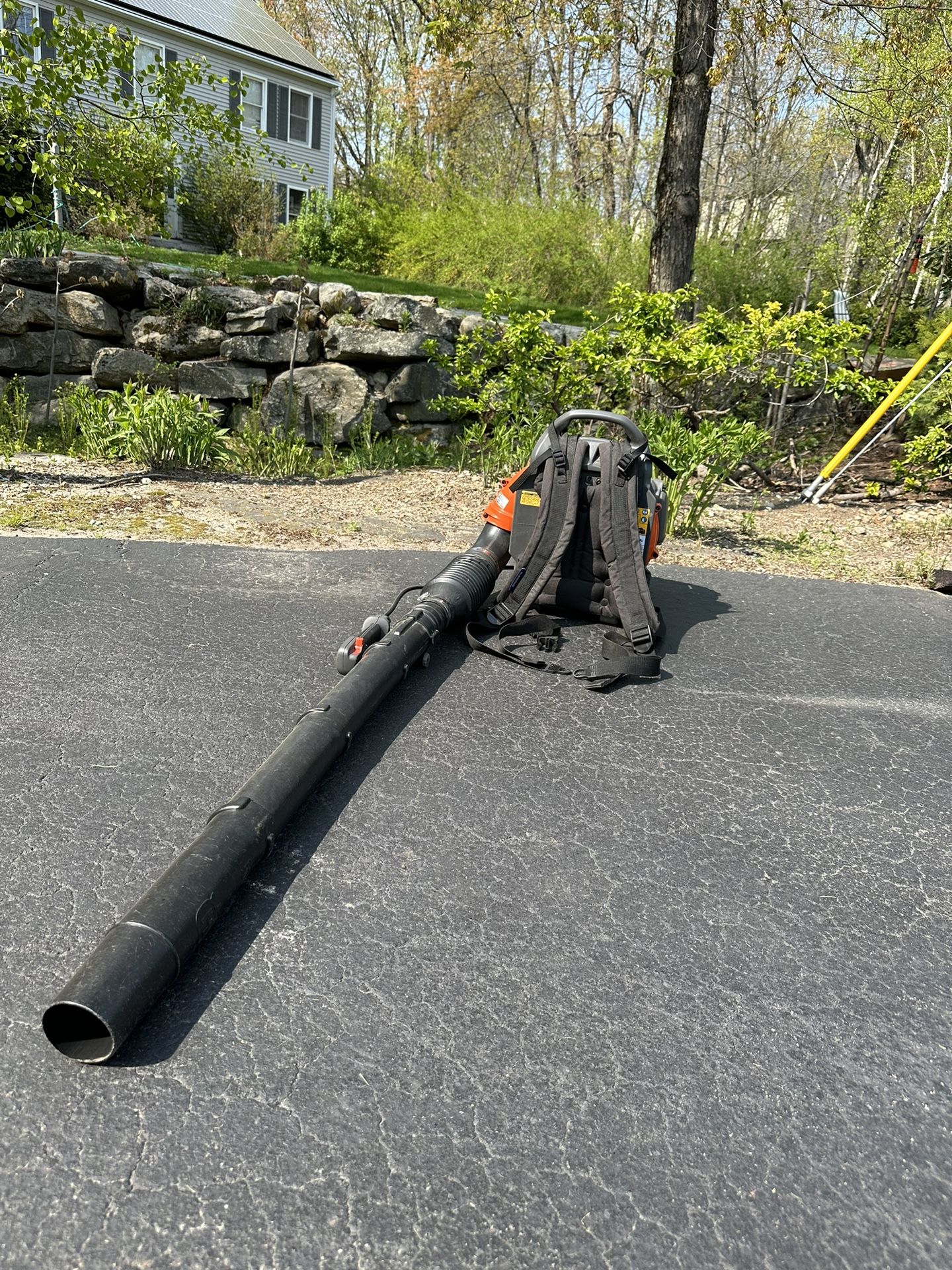 Husqvarna 350BT X-TORQ Leaf Blower
