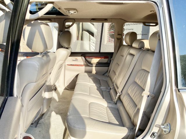 2000 Lexus LX