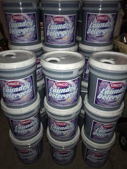 Laundry detergent