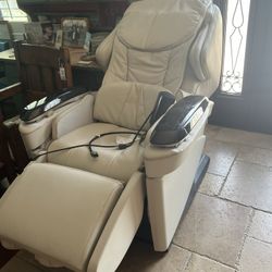 Panasonic EP-MA70 Massage Chair