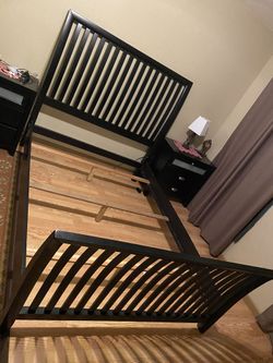 Queen bed for sale.
