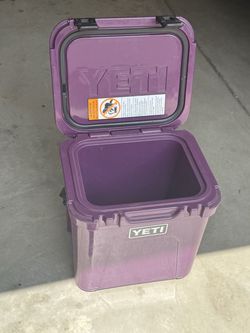 Yeti Cooler 22qt - with carry strap $100