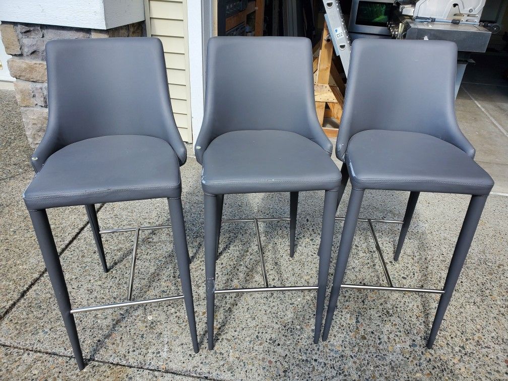 Bar Height Bar Stools