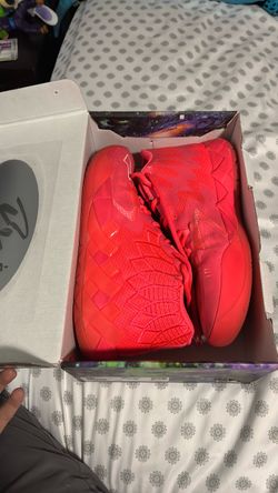 Lámelo ball Cancer awareness shoes