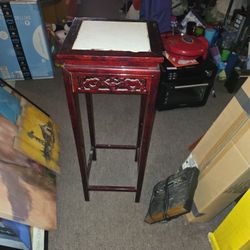 🍒 Vintage Cherry Wood Plant Stand / Accent Table – $40