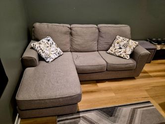 Ashley Furniture Gray Sectional Sofa with Chaise – Like New