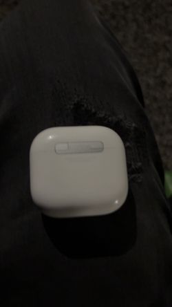 AirPod Generation 4