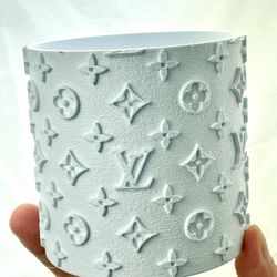 Luxury-Inspired Designer Plant Pot – White Edition ✨