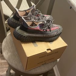 Yeezy Yecheil Size 9 (mens)