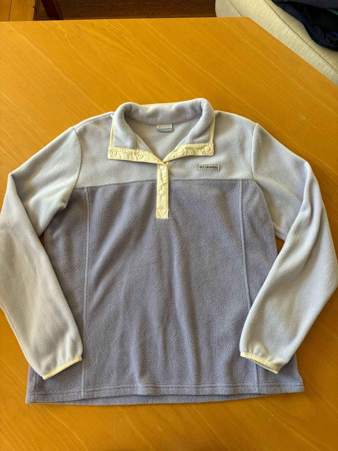 Women’s XL Columbia Fleece Sweater