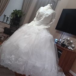 White Wedding Dress 