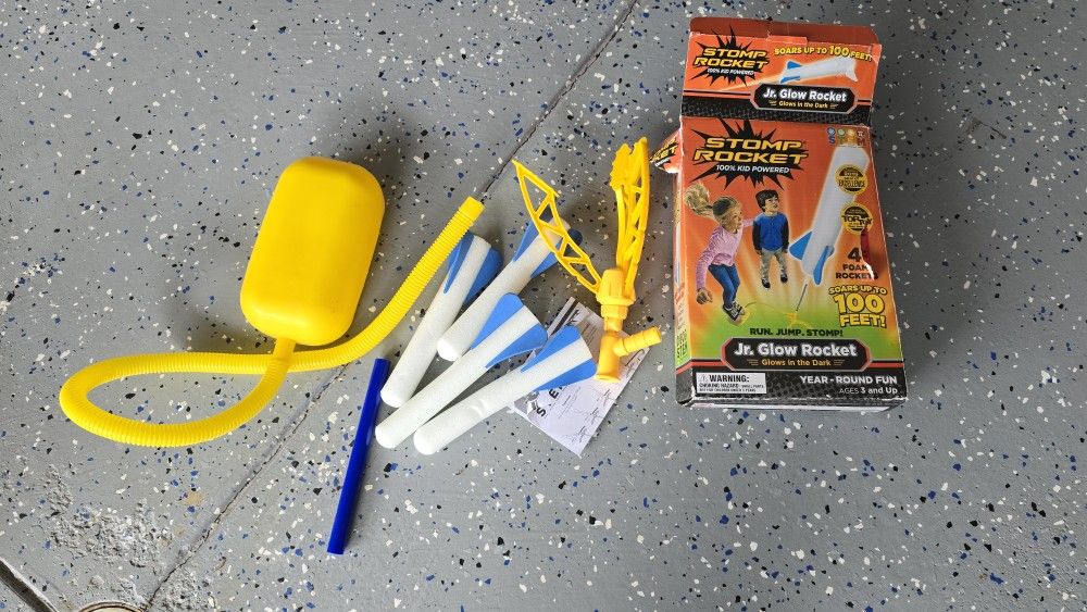 Stomp Rocket