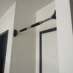 Pull up bar