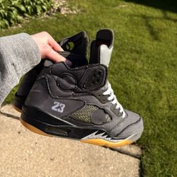Jordan 5 x Off White "Muslin"