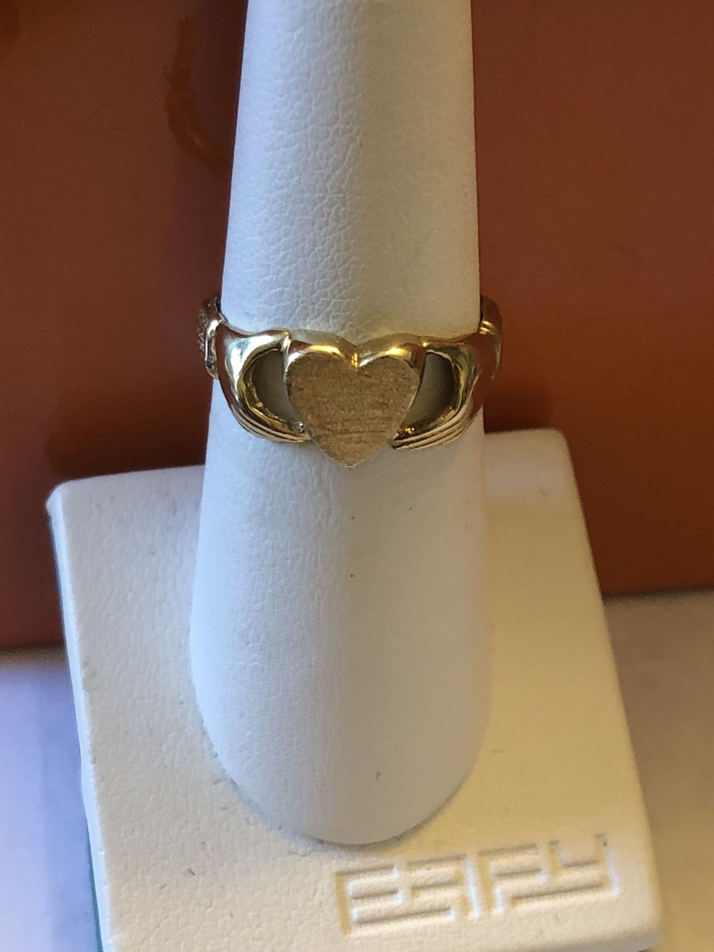 10k gold ring ,2.39 grams, size 6.5.please look at all pictures for more details