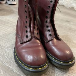 Vintage Doc Martens Women’s 7